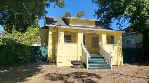 105 Coombs St, Napa, CA 94559