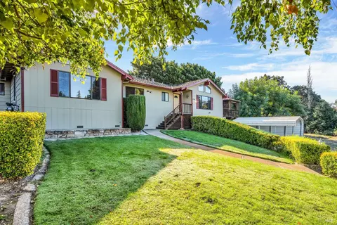 8593 Mill Station Rd, Sebastopol, CA 95472