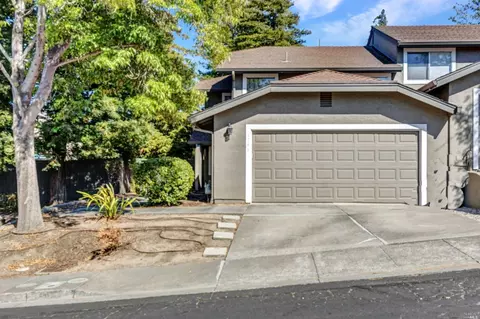 1786 Lindo St, Benicia, CA 94510