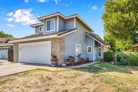339 Regency Cir, Vacaville, CA 95687