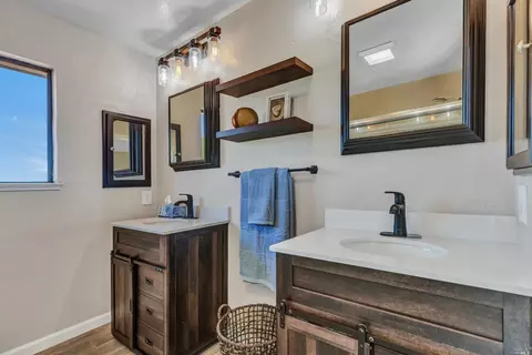 160 Helmsman Ct, Vallejo, CA 94591 photo 24