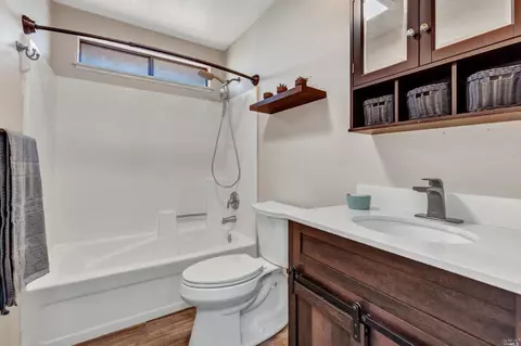 160 Helmsman Ct, Vallejo, CA 94591 photo 22