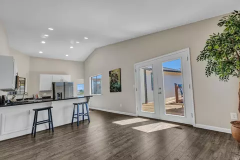 160 Helmsman Ct, Vallejo, CA 94591 photo 11
