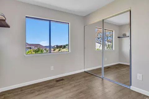 160 Helmsman Ct, Vallejo, CA 94591 photo 23