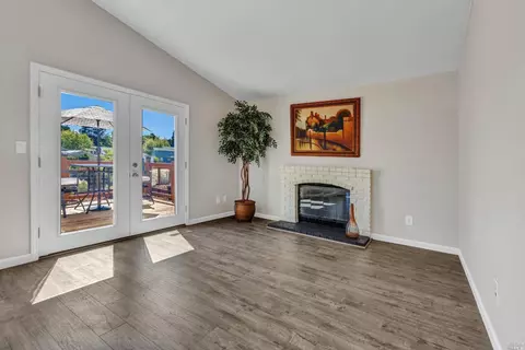 160 Helmsman Ct, Vallejo, CA 94591 photo 9