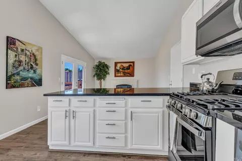 160 Helmsman Ct, Vallejo, CA 94591 photo 4