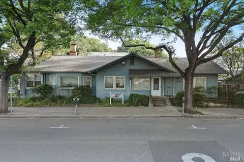 901 7th St, Santa Rosa, CA 95404