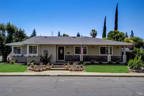848 Linwood St, Vacaville, CA 95688