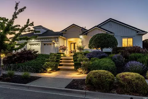 10 Fallen Leaf Ct, Napa, CA 94558