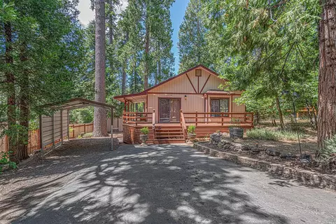 24226 White Fir Dr N, Mi Wuk Village, CA 95346