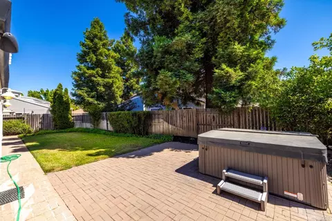 235 Sycamore Dr, Dixon, CA 95620 photo 11