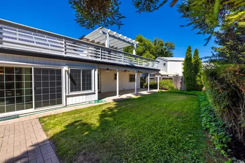235 Sycamore Dr, Dixon, CA 95620 photo 10