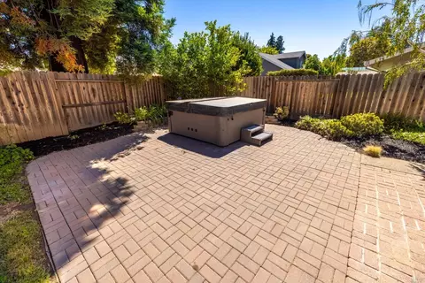 235 Sycamore Dr, Dixon, CA 95620 photo 12