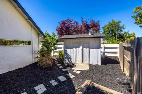 235 Sycamore Dr, Dixon, CA 95620 photo 18