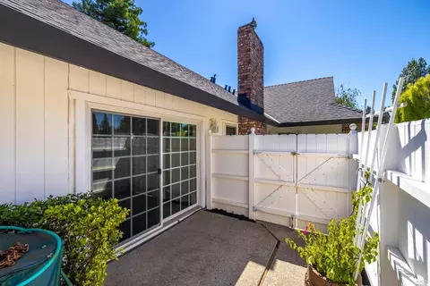 235 Sycamore Dr, Dixon, CA 95620 photo 17