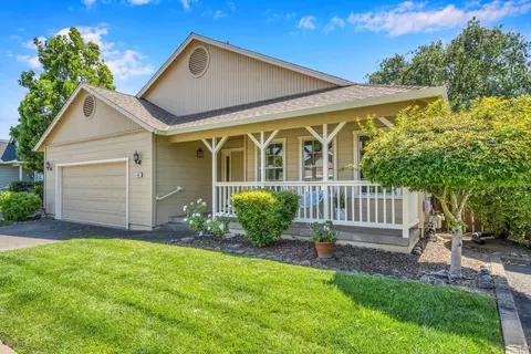 485 Emilys Meadow Ct, Sonoma, CA 95476