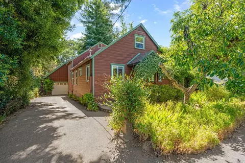 730 University St, Healdsburg, CA 95448