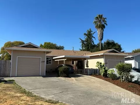 2563-2565 NW Mohawk Ct, Santa Rosa, CA 95403