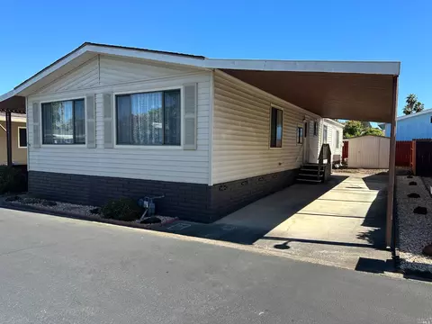 241 Sandstone Dr, Vallejo, CA 94589