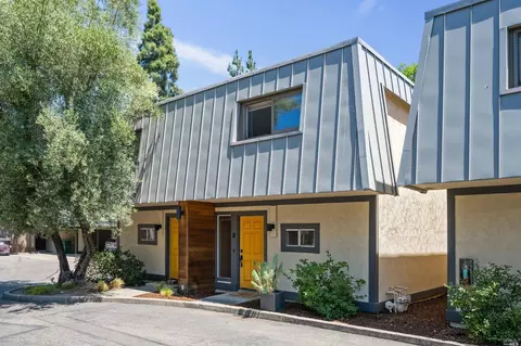 319 North St #8, Healdsburg, CA 95448