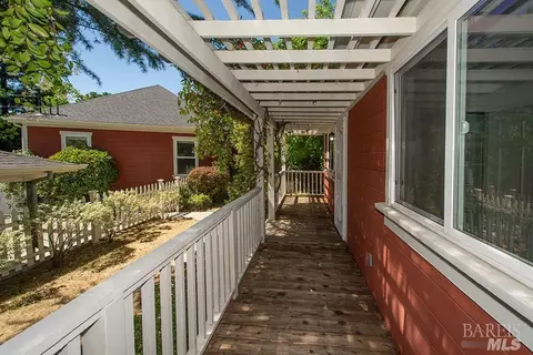 17009 Cedar Ave, Sonoma, CA 95476 photo 4