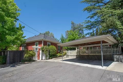 17009 Cedar Ave, Sonoma, CA 95476