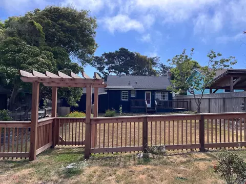 222 Brandon Way, Fort Bragg, CA 95437