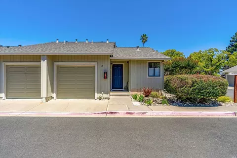 12 Blossom Ct, Napa, CA 94558