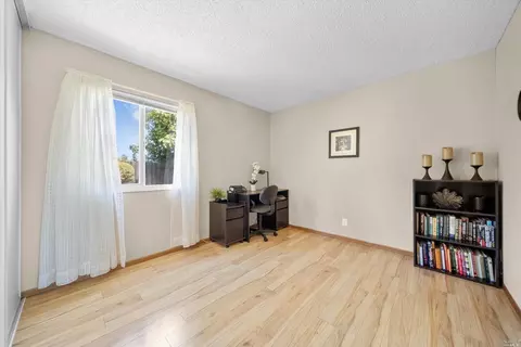 1279 Needham Dr, Vacaville, CA 95687 photo 20