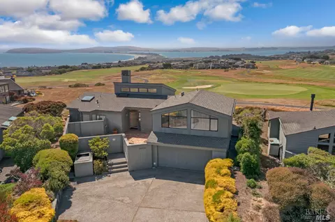 20765 Wren Ct, Bodega Bay, CA 94923