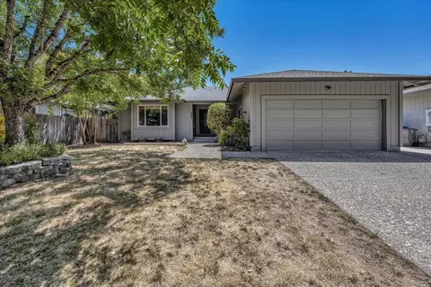 1862 Tonja Way, Santa Rosa, CA 95401
