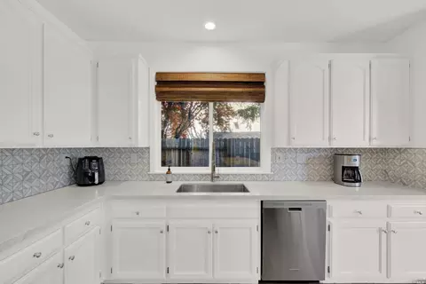 557 Ruby Dr, Vacaville, CA 95687 photo 7