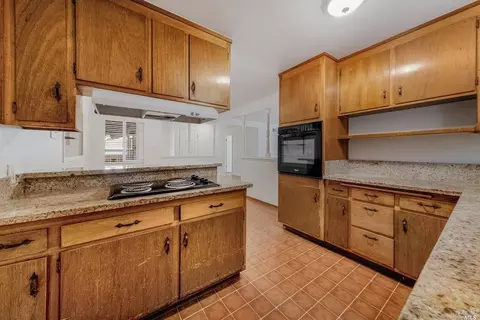 214 Dryden Dr, Vallejo, CA 94591 photo 12