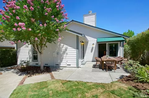 651 Gregory Cir, Sonoma, CA 95476 photo 37