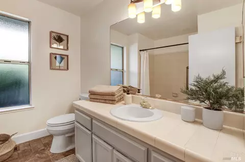 651 Gregory Cir, Sonoma, CA 95476 photo 23