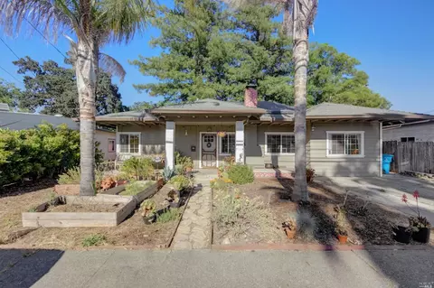 832 Corby Ave, Santa Rosa, CA 95407