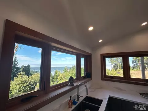 36720 Eureka Hill Rd, Point Arena, CA 95468 photo 16