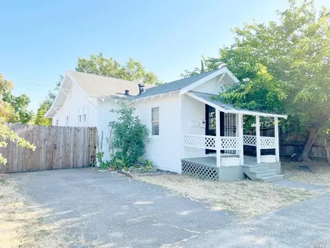 705 Ohio St, Fairfield, CA 94533 photo 2