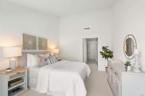 107 Mitchell Dr, Fairfax, CA 94930 photo 16
