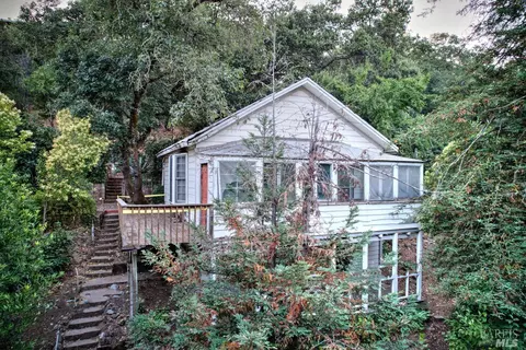 17199 Park Ave, Sonoma, CA 95476 photo 2