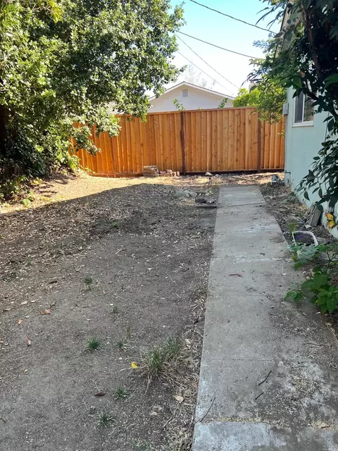 1131 Derbyshire Dr, Cupertino, CA 95014 photo 10