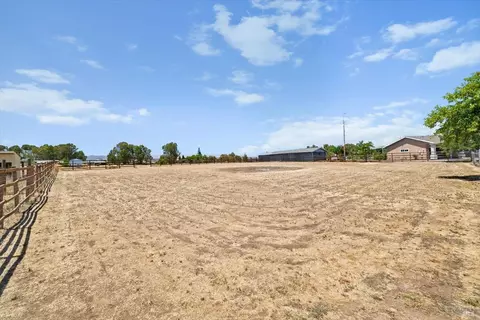 7581 Putman Rd, Vacaville, CA 95688 photo 41