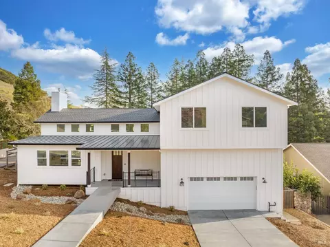 826 Vaughn Ct, Santa Rosa, CA 95409