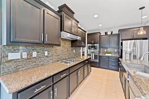 744 Elderberry Loop, Vacaville, CA 95688 photo 16