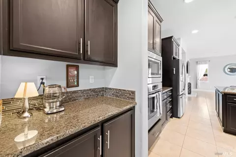 744 Elderberry Loop, Vacaville, CA 95688 photo 11