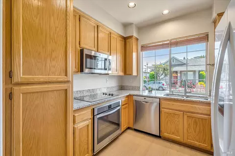 767 Glen Miller Dr, Windsor, CA 95492 photo 9