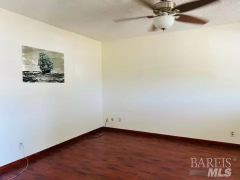 130 Doreen Ct, Vallejo, CA 94589 photo 5