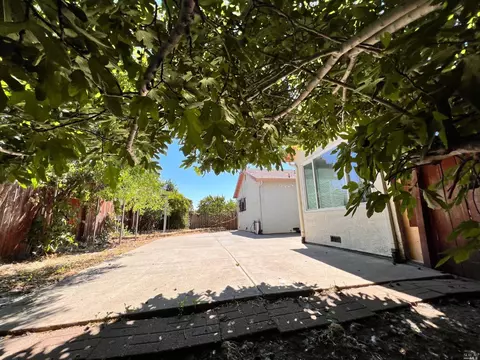 708 Sequoia Dr, Fairfield, CA 94533 photo 38