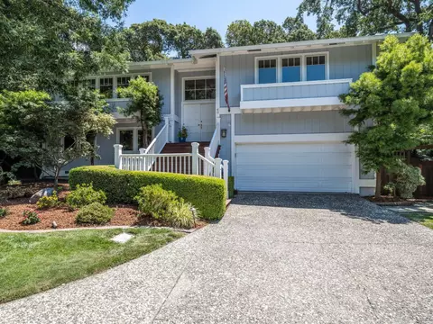 40 La Cuesta Dr, Greenbrae, CA 94904