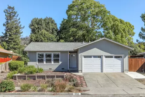 556 Drake Dr, Santa Rosa, CA 95409